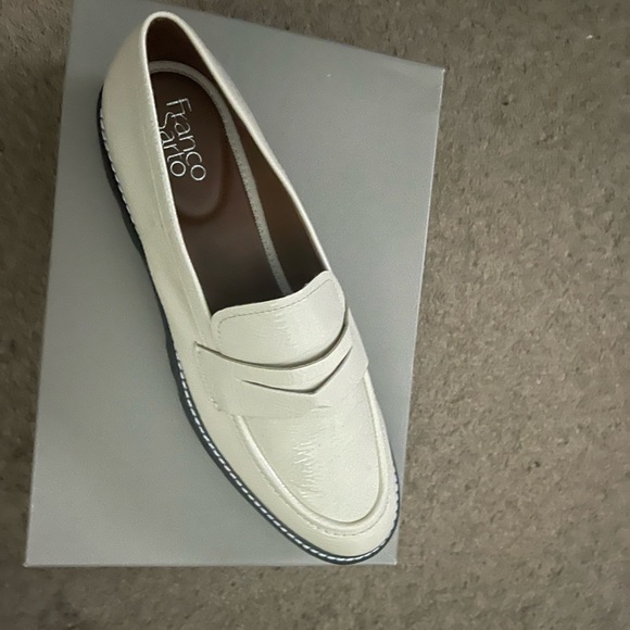 Franco Sarto brand new, never worn cream loafers. Size 11M. - Picture 2 of 2